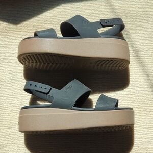Crocs Brooklyn Low Wedge Sandals Colorblock Straps